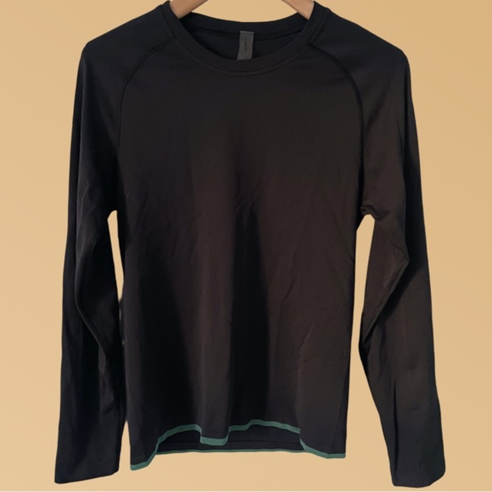 Outdoor Voices Shirt Black Long Sleeve Stretch Activewear